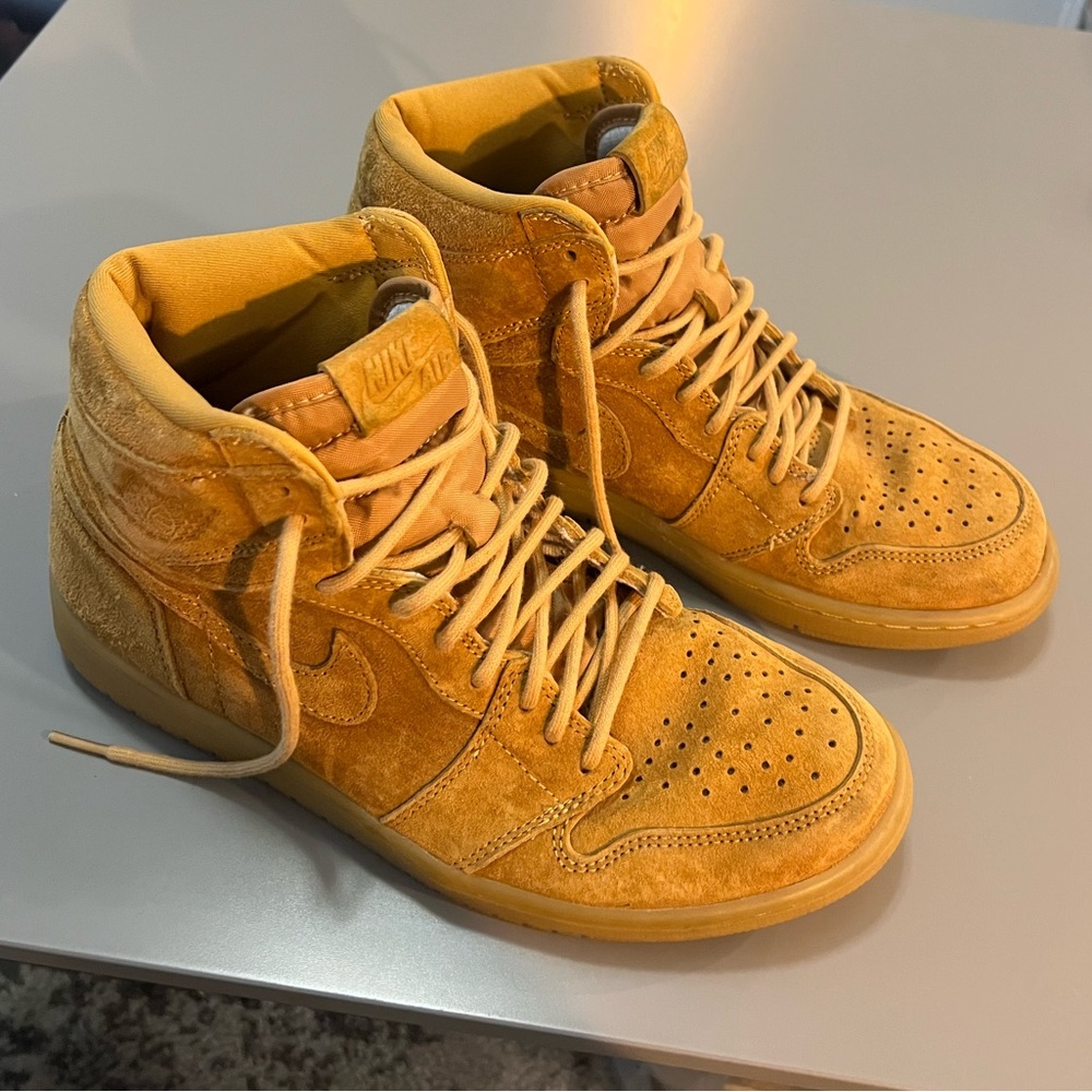 Air Jordan 1 Retro High OG Wheat